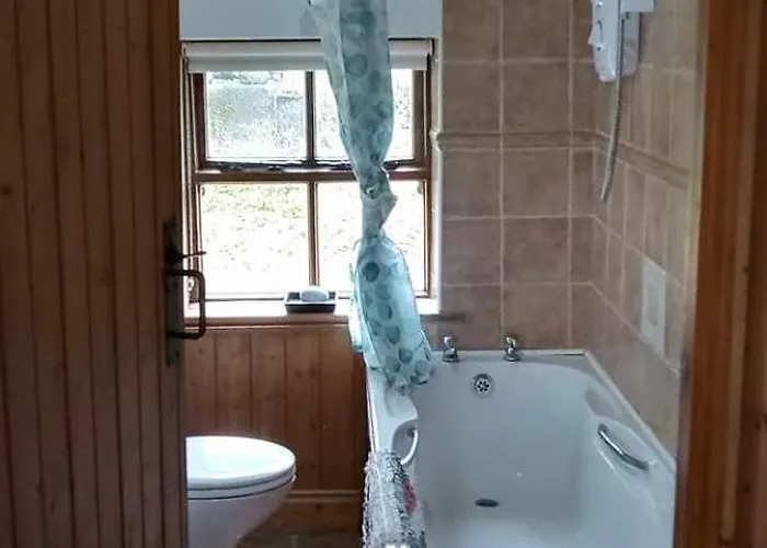 Bed and breakfast Glenedagh Oughter 3*